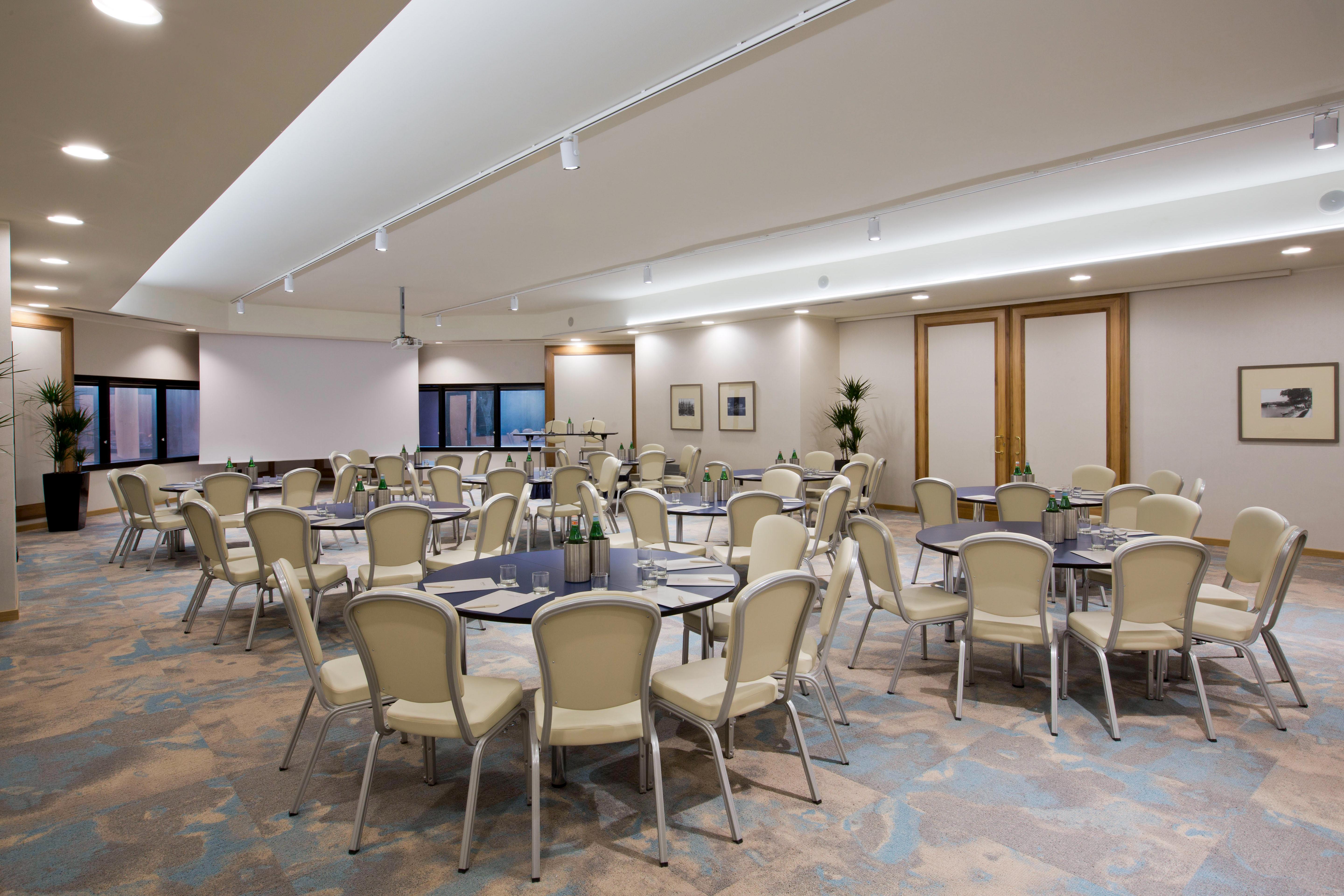 Starhotels President Genova Esterno foto