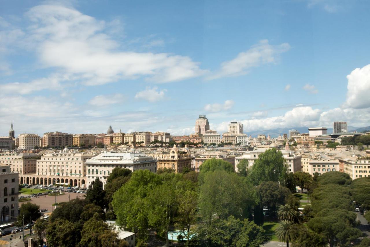 Starhotels President Genova Esterno foto