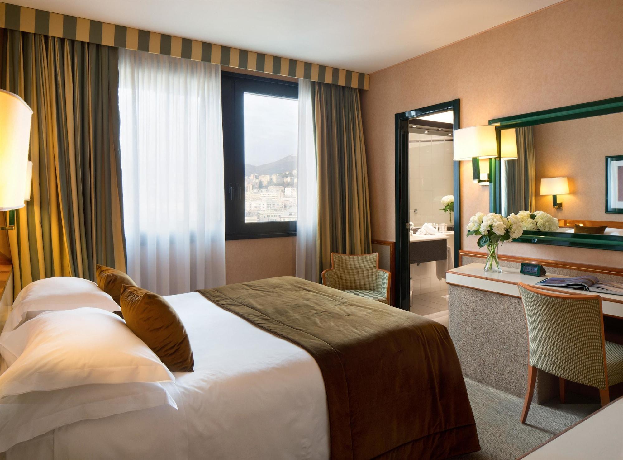 Starhotels President Genova Esterno foto